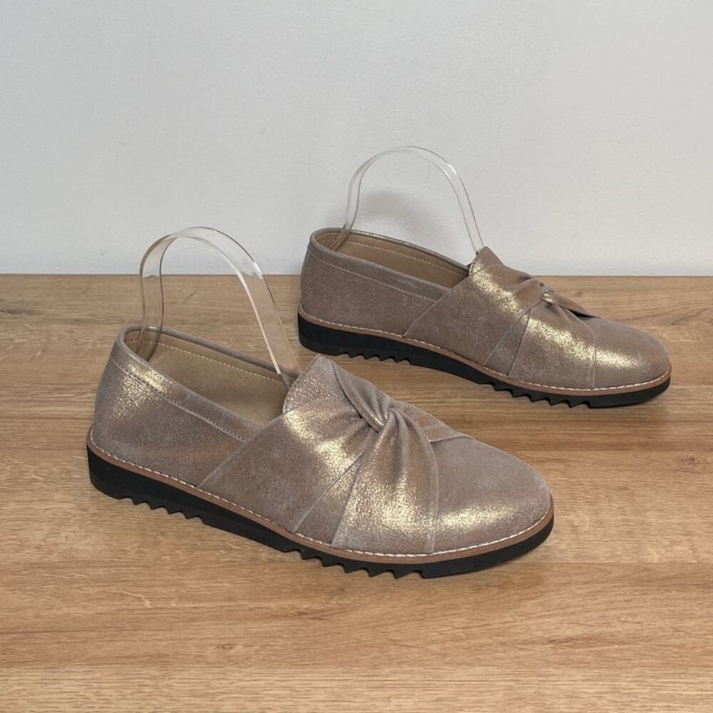 Eileen Fisher Eena Metallic Suede Twist Slip-On Loafers Platinum Sz 9.5 Comfort - Picture 3 of 6